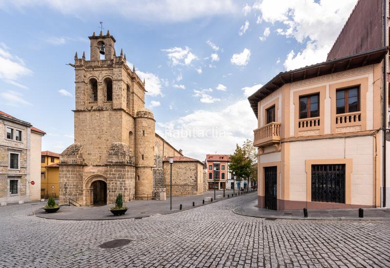 Foto b5ca1e2f-bef9-45e4-937a-a85ff3292b4f. House in Salas - pz iglesia de la 2 in Salas