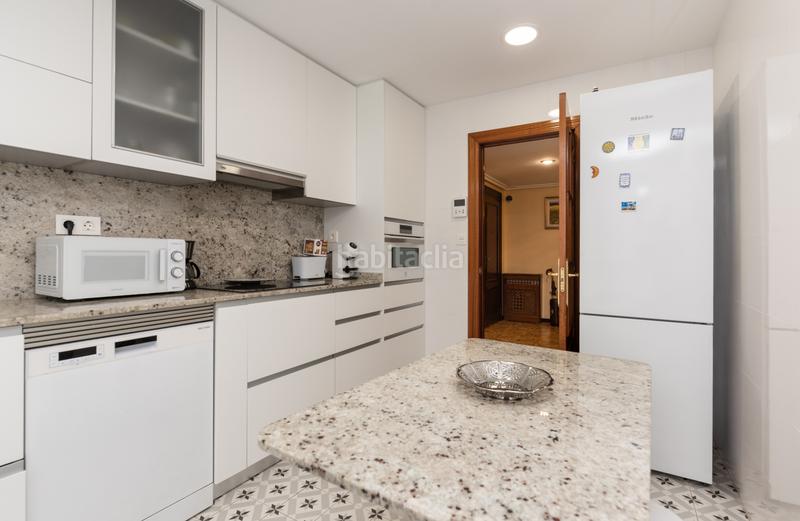 Foto 74e55564-2e8a-4dd5-88fe-a5b4285d1f3c. Lloguer pis a Oviedo - cl jeronimo ibran 6 a Milán - Pumarín Oviedo