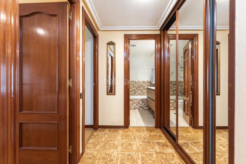 Foto e520488a-f46a-46ce-8b64-283efa79670f. Lloguer pis a Oviedo - cl jeronimo ibran 6 a Milán - Pumarín Oviedo