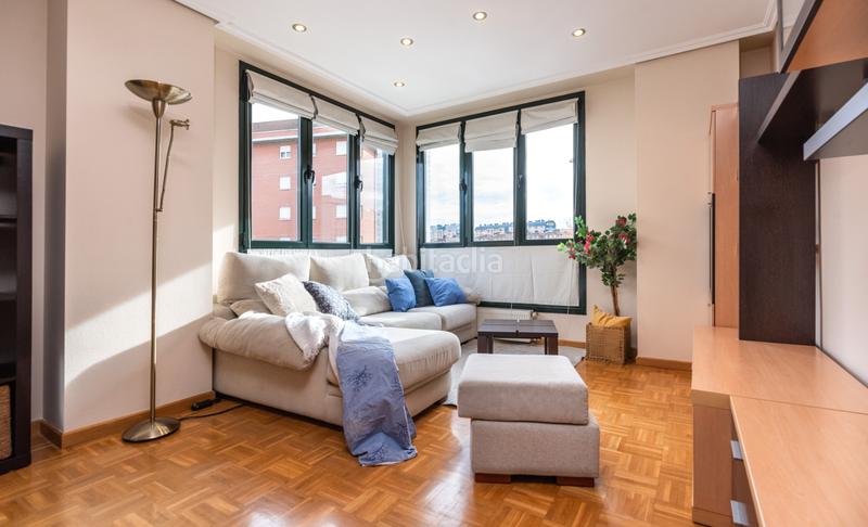 Foto c19b87b8-e26e-48fd-a948-594f6a7f722f. Flat in Oviedo - cl jaime truyols santonja 3 in Corredoría - La Carisa - Prado de La Vega Oviedo