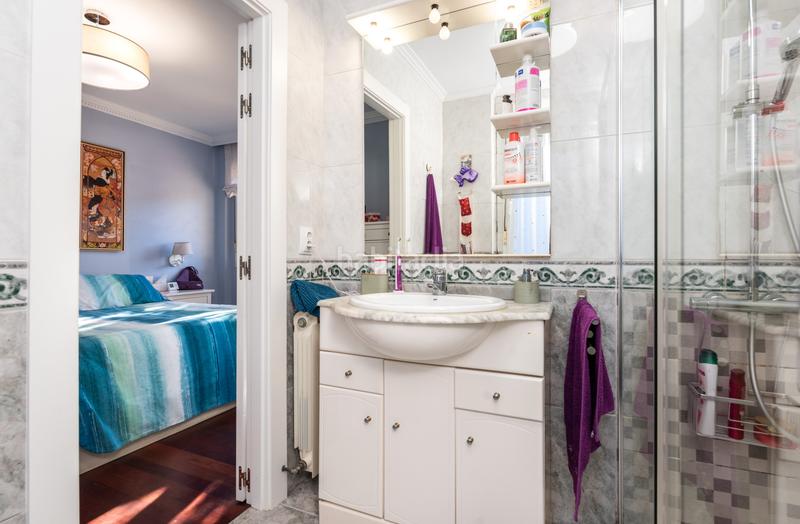 Foto 16a948b3-fc8d-4a2f-9a62-4696b54c666e. Casa en Somió - cm primulas-somio 136 chalet independiente c prímulas somio gijon en Gijón