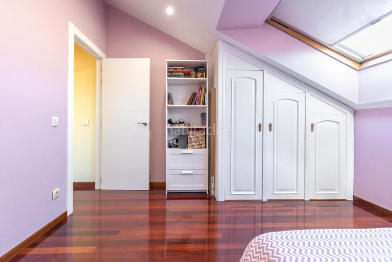 Foto 24c3ddee-ccde-4d4e-8487-64a7974e9090. Casa en Somió - cm primulas-somio 136 chalet independiente c prímulas somio gijon en Gijón