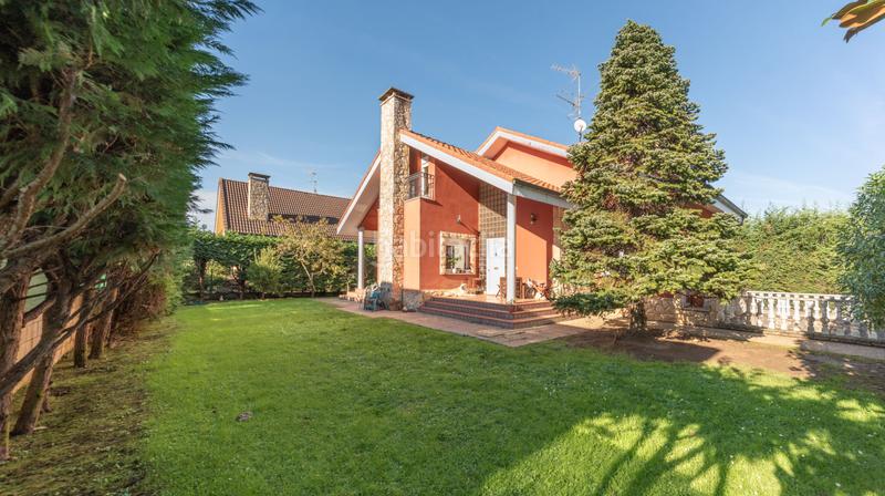 Foto 2b9ff6d8-3bb3-4a7d-b50d-3cb22f88848f. Casa en Somió - cm primulas-somio 136 chalet independiente c prímulas somio gijon en Gijón