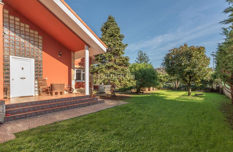 Foto 4ccb4309-e296-462e-af68-e554a0a3bc8b. Casa en Somió - cm primulas-somio 136 chalet independiente c prímulas somio gijon en Gijón