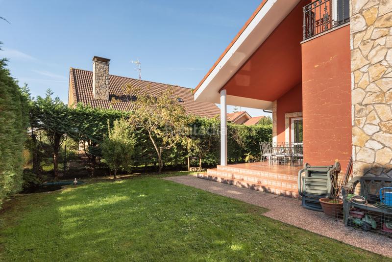 Foto 9c28f567-a957-4144-955e-780071f9b606. Casa en Somió - cm primulas-somio 136 chalet independiente c prímulas somio gijon en Gijón