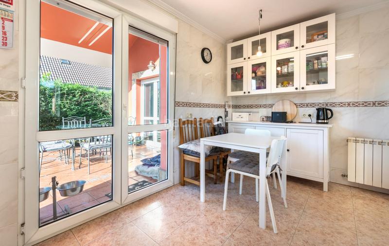 Foto bb5ad9c5-83fb-482c-ab2a-5638ab19895a. Casa en Somió - cm primulas-somio 136 chalet independiente c prímulas somio gijon en Gijón