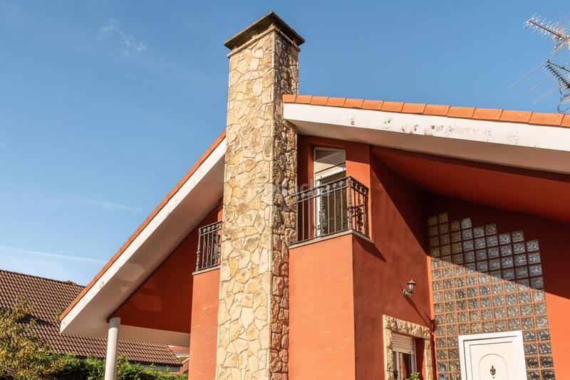 Foto cee6f864-5370-49b3-928d-14fb85f797c2. Casa en Somió - cm primulas-somio 136 chalet independiente c prímulas somio gijon en Gijón