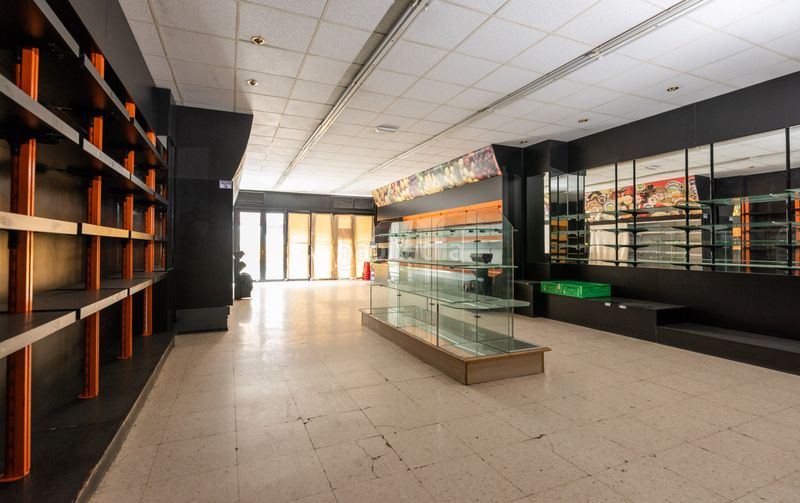 Foto 2e27aa1a-46cb-46c0-93e0-d8a8361b3d3a. Lloguer local comercial a Oviedo - cl gonzalez besada 4 a Oviedo