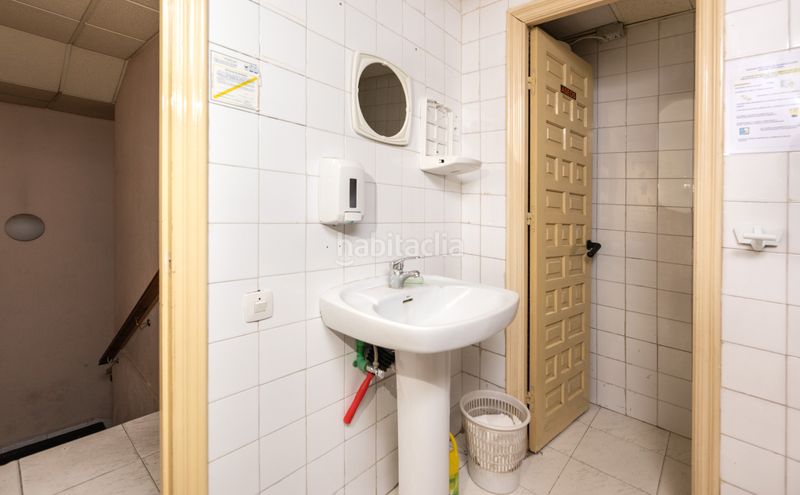 Foto 73ffe049-98ba-45dc-bd50-4b30b3a35018. Lloguer local comercial a Oviedo - cl gonzalez besada 4 a Oviedo