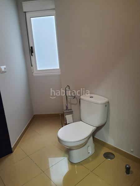 Foto 6eb86960-7266-4fa5-9776-6419b67ed617. Rent office space in rúa hórreo 7 in Carballo
