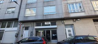 Lloguer Local Comercial a Rúa santa eufemia 36. Local acondicionado para comercio, y almacenaje de fontaneria