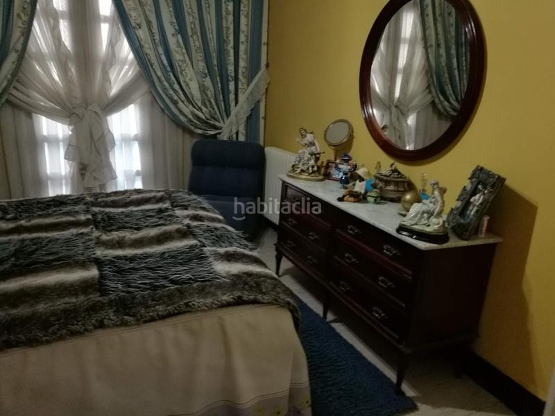 Foto f8fe8dce-4902-4bde-b6a9-c24e6e65defe. Casa en Carballo