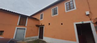Masia a Rúa compostela 84. Vivienda unifamiliar de piedra