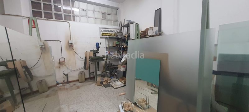 Foto d122f0e0-fd00-4d92-8bfa-e689e33de082. Local comercial a rúa mahón 1 a Carballo