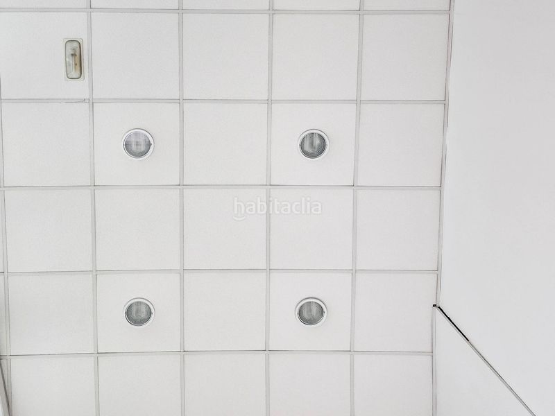 Foto 76a43c04-e974-4970-92c2-a78f28f27744. Local comercial amplio local comercial en a coruñaoportunidad única en Coruña (A)