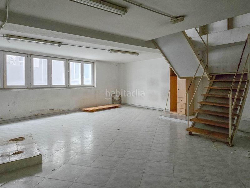 Foto a444dd0d-7b79-4ac4-b15e-83788855587c. Local comercial amplio local comercial en a coruñaoportunidad única en Coruña (A)