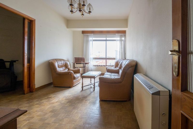 Foto 7d908494-f456-4013-9dd3-adb95d8bfaa7. Pis a Los Castros - Castrillón Coruña (A)