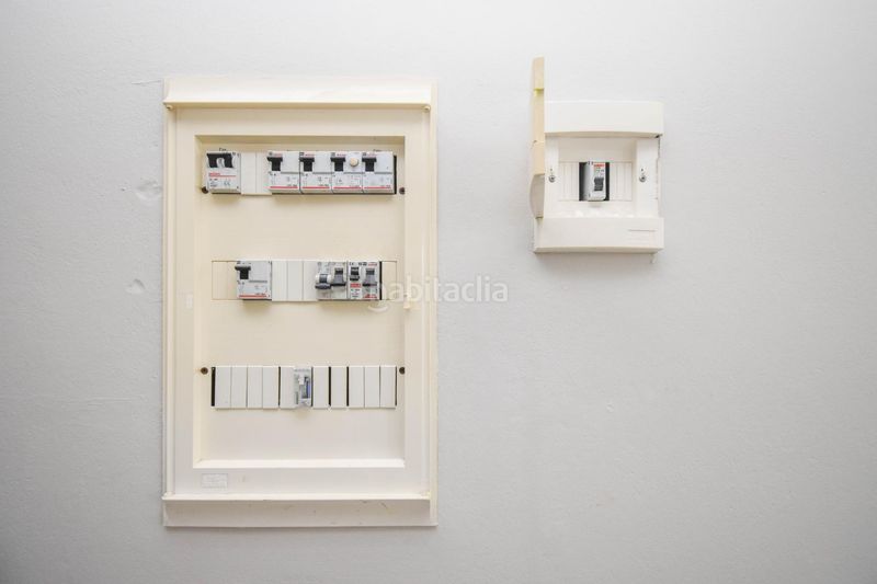 Foto ca336faf-b169-44ec-a6ff-36c270d5f623. Lloguer local comercial a Cambre