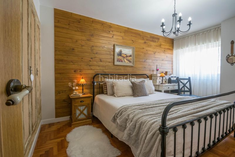 Foto 2b9aba06-b614-48f2-8da2-12630ddd1bb7. Flat with heating parking in Cambre