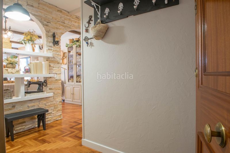 Foto 2ef95d9f-84ed-41d8-9708-9800a7a7e039. Flat with heating parking in Cambre