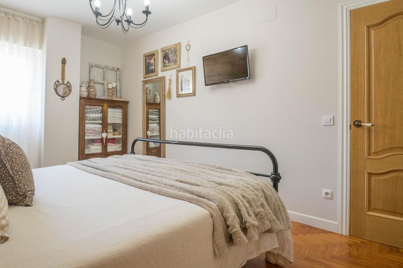 Foto 72ca2caf-81e9-4098-9f46-16d8386bcbfd. Flat with heating parking in Cambre