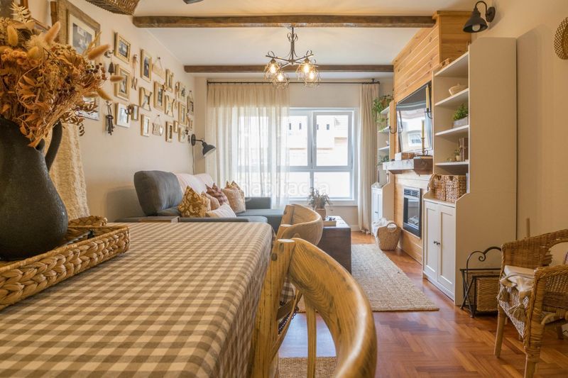 Foto 9486270c-8c37-4e1b-800b-339e400c2398. Flat with heating parking in Cambre