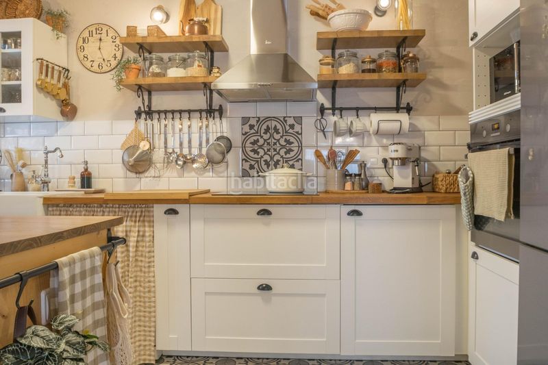 Foto a2dbb407-048a-431a-ab76-08cb79c4866e. Flat with heating parking in Cambre