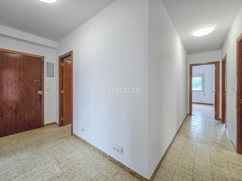 Foto c605d182-2946-4e1e-80f3-a6e2f68c7158. Lloguer pis a Cambre