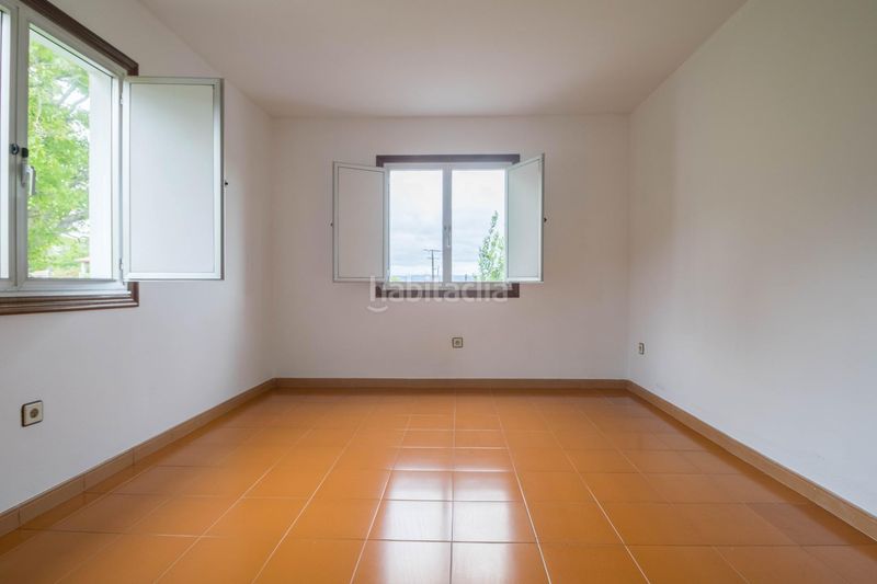 Foto 63d35298-d180-4bc9-90f4-19180154d10c. Casa a Carral