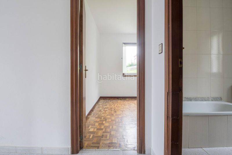 Foto 6a98c223-9f82-4981-a938-ceac100d4f31. Casa a Carral