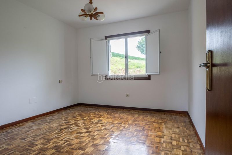 Foto 9033bfda-a70a-49f2-9e40-aaa1663c990e. Casa a Carral