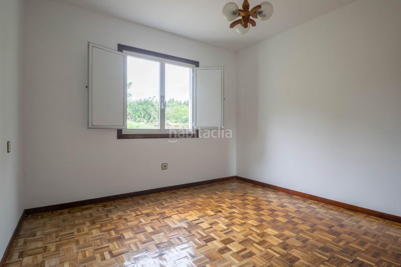 Foto a8831ba8-625a-4edc-a5df-8f90d9e11844. Casa a Carral