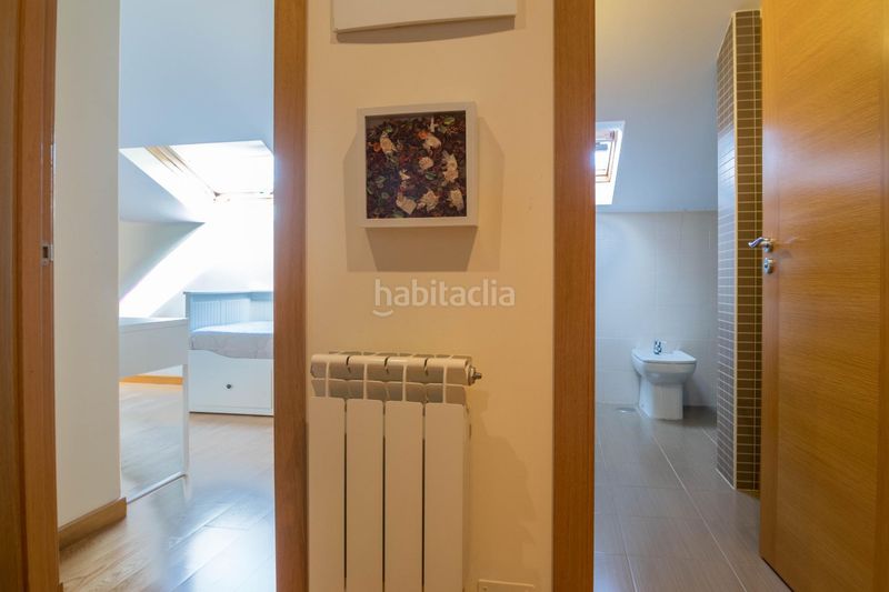 Foto bf71f9cd-d755-45f9-bd79-740f6611a0d1. Pis amb calefacció aparcament a Cambre