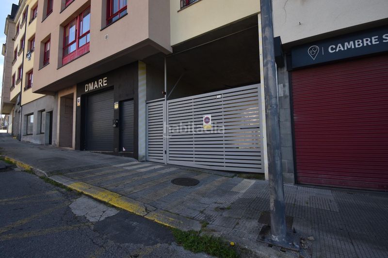 Foto fac7ec3c-b55c-4ad0-b00f-260a161d5d82. Aparcament cotxe a Cambre