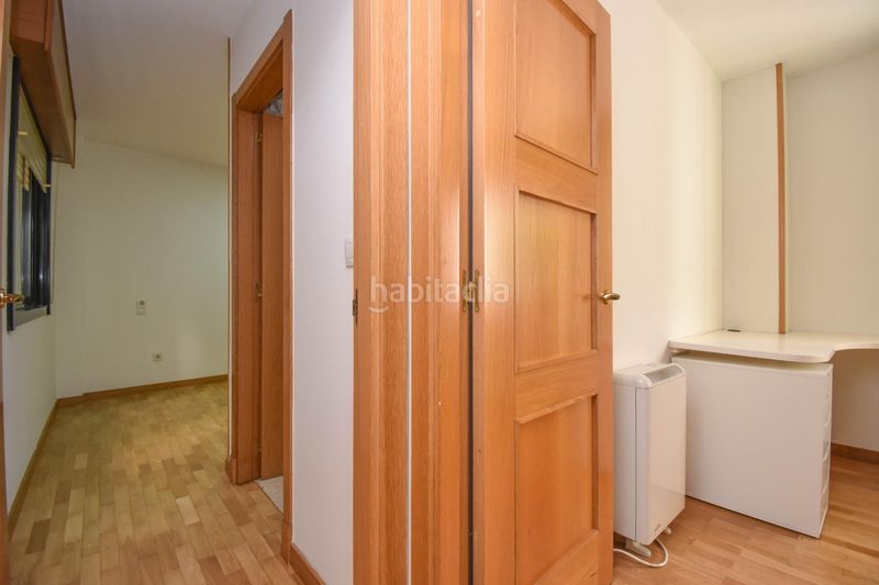 Foto 37464390-7009-4742-84cd-fa785b21f3f6. Rent flat with heating parking in Cambre