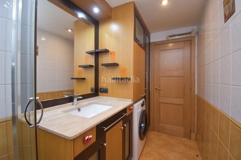 Foto 4bdbfdc9-ffa6-4292-ab37-1bfb4069c169. Rent flat with heating parking in Cambre