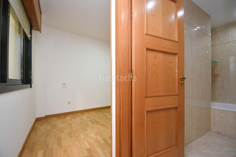 Foto 4fcd5246-6c70-469d-9a2f-488e49ece95e. Rent flat with heating parking in Cambre