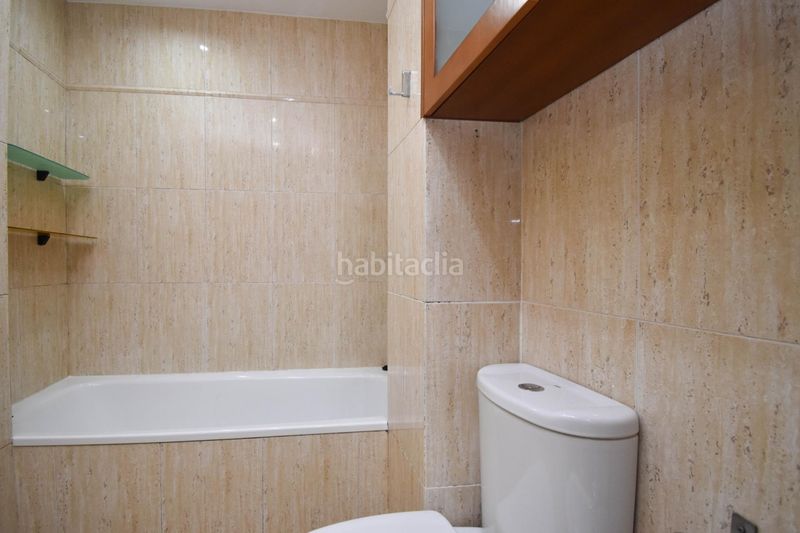 Foto 591ba85c-f1db-4772-a19f-00ef71c394aa. Rent flat with heating parking in Cambre