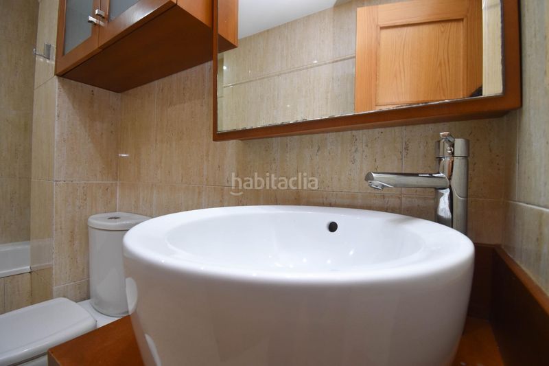 Foto 66f199f5-f4b7-41ce-9b74-56401dd1f32b. Rent flat with heating parking in Cambre