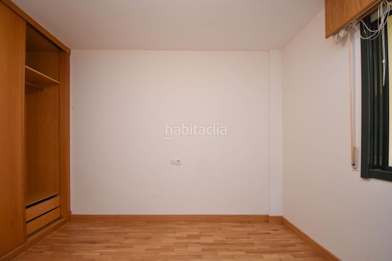 Foto 68598d9e-b87e-41b3-bb8d-5398ec81965f. Rent flat with heating parking in Cambre