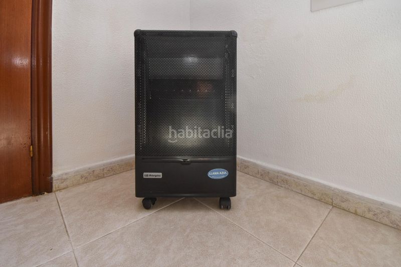 Foto a9700a90-3a81-4995-9938-2c50d0960341. Lloguer casa amb calefacció aparcament a Cambre