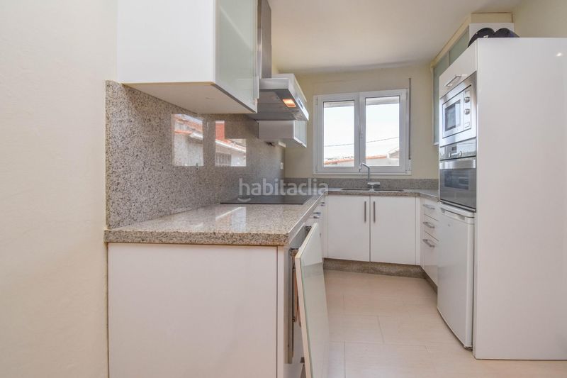 Foto 3d9faaca-f66d-4e07-bab6-fe50ad2accc9. Location maison avec chauffage dans Cambre