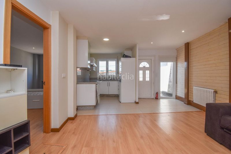 Foto 96ee3a3d-69c1-4b0b-bd50-b71f7b2c5b4c. Location maison avec chauffage dans Cambre