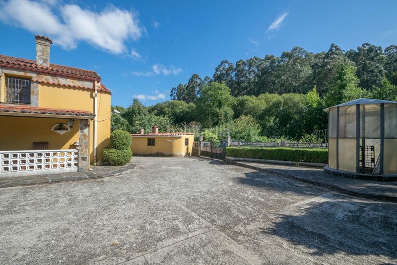 Foto 2d0a8486-06e9-4987-b6f0-1c7617b09e00. Casa amb calefacció aparcament piscina a Cambre