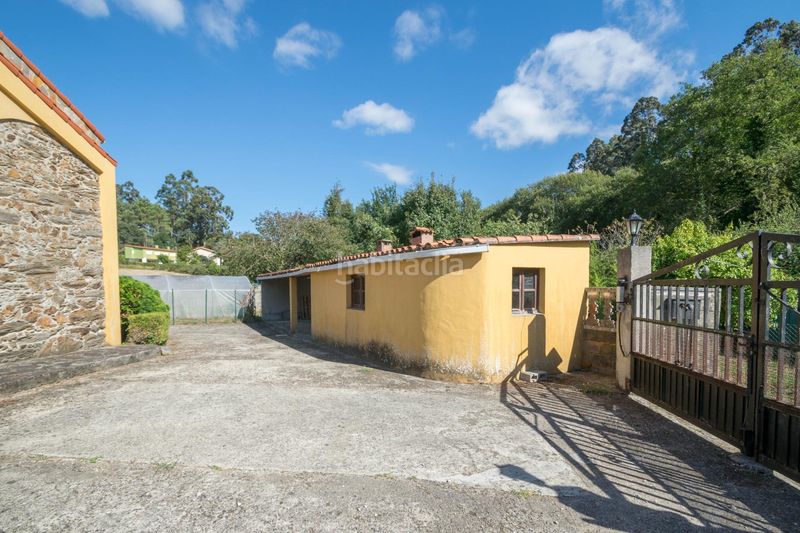 Foto b2605e83-161b-4429-baaa-32896fda2f01. Casa amb calefacció aparcament piscina a Cambre