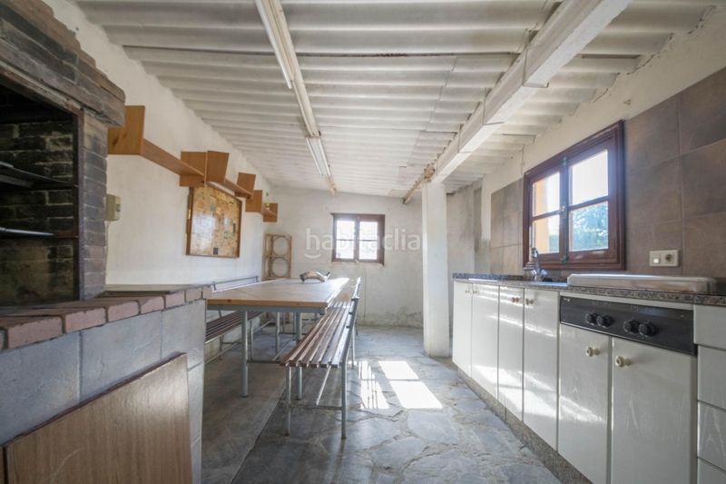 Foto cee5ae50-4d11-4027-8103-12a27b8b1e57. Casa amb calefacció aparcament piscina a Cambre