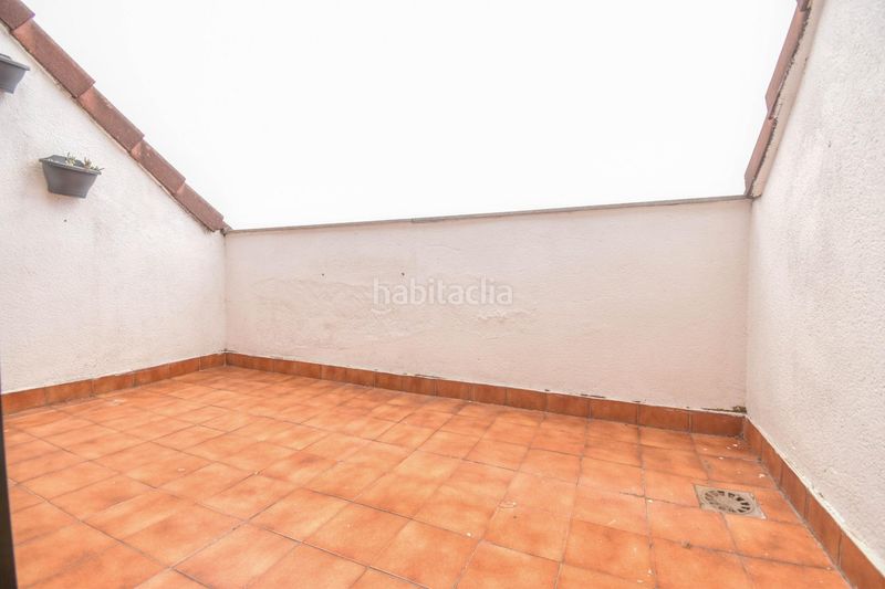 Foto a9772ee9-e25e-4f99-bc19-7fa9ba17b09d. Lloguer àtic amb calefacció a Cambre