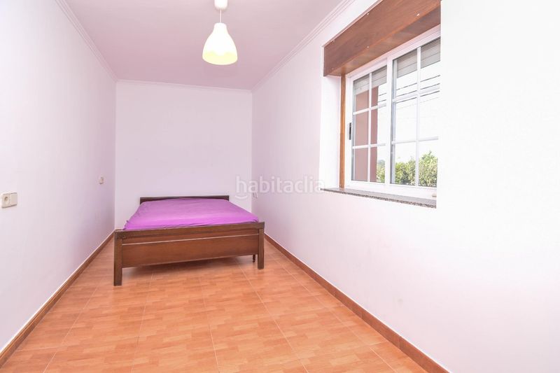 Foto 09c082dc-2c9d-4905-b284-abd36cc9eb66. Lloguer casa amb aparcament a Cambre
