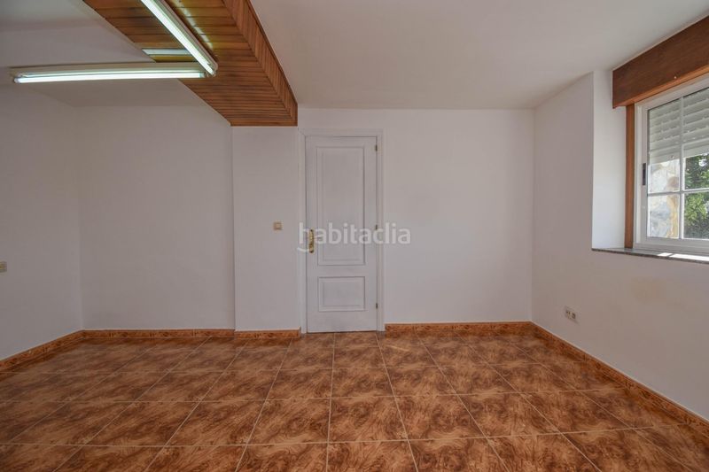 Foto 87f807d7-5974-43eb-bea3-a2f1f49d4ec7. Lloguer casa amb aparcament a Cambre