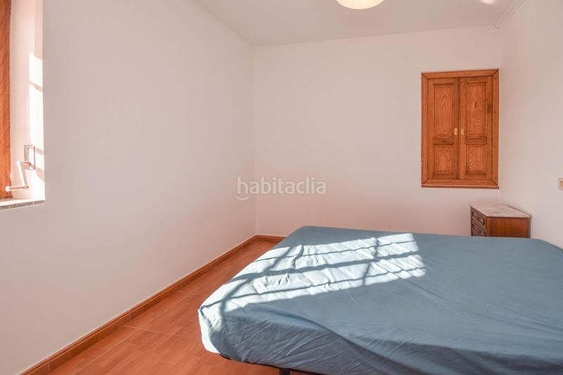Foto 4934370f-079e-41c4-bb67-537807ca730f. Location maison avec parking dans Cambre